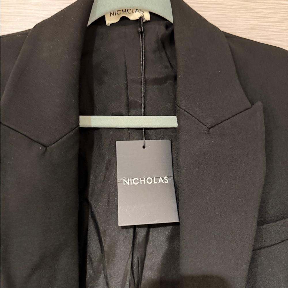 NWT NICHOLAS THE LABEL Danni Black Blazer - Picture 4 of 16